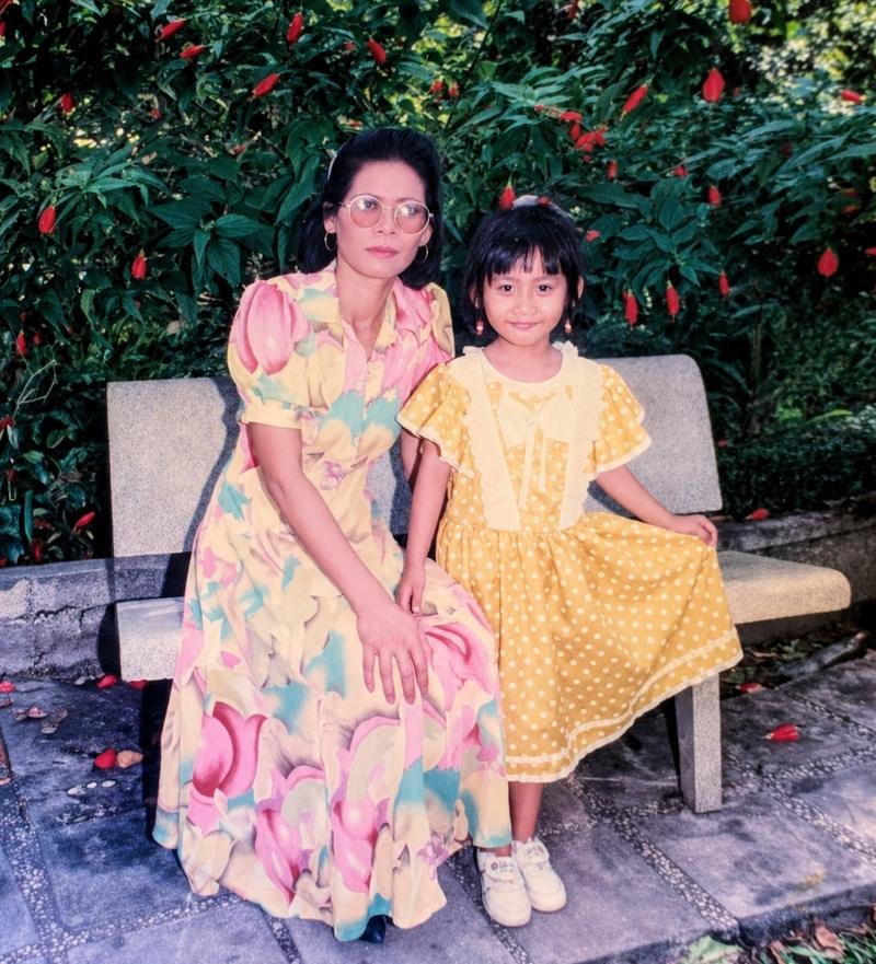 The founder as a child with her mother — the inspiration behind PhyTu